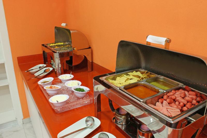 One Puebla Serdan Экстерьер фото